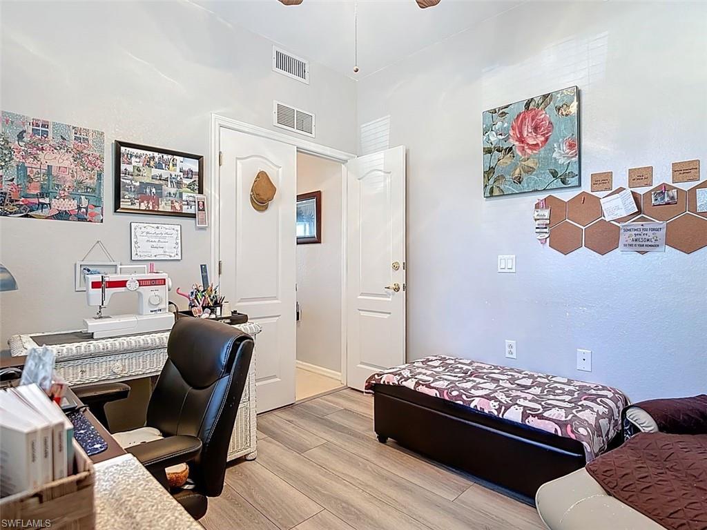 CHAMPION'S GREEN - Residential Lease