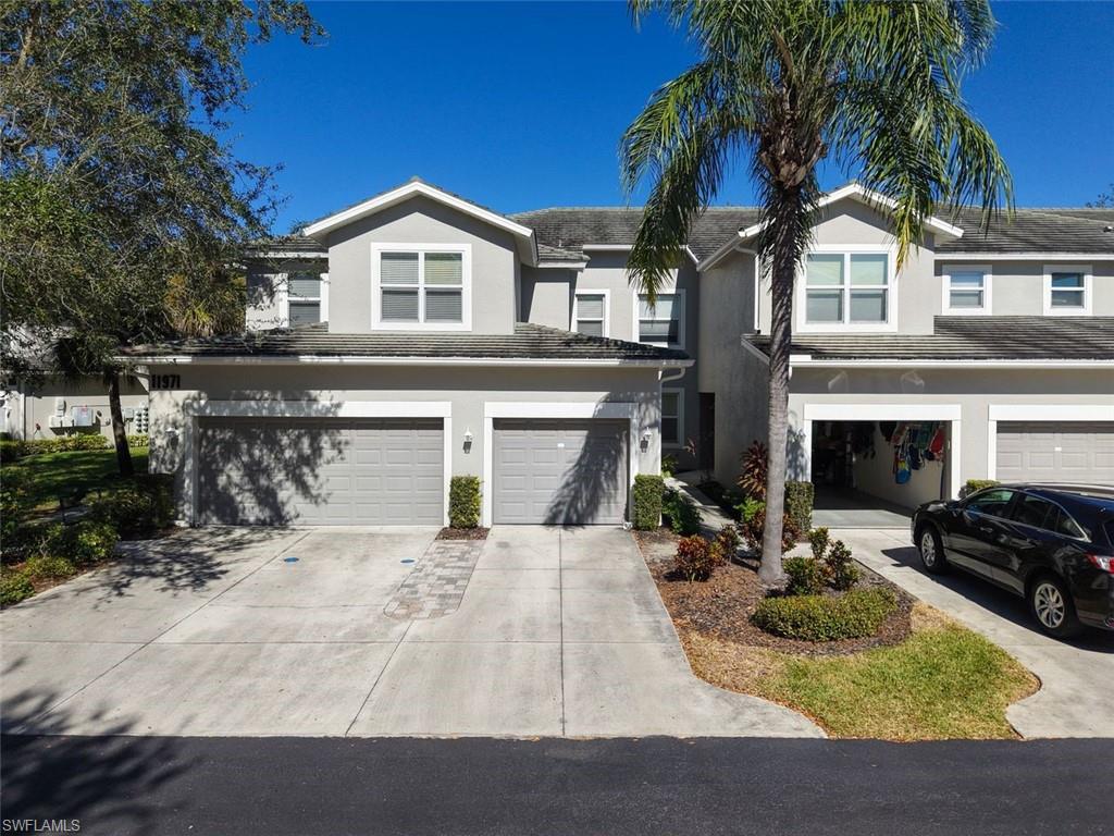 CHAMPION'S GREEN - Residential Lease