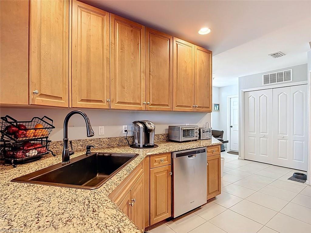 CHAMPION'S GREEN - Residential Lease