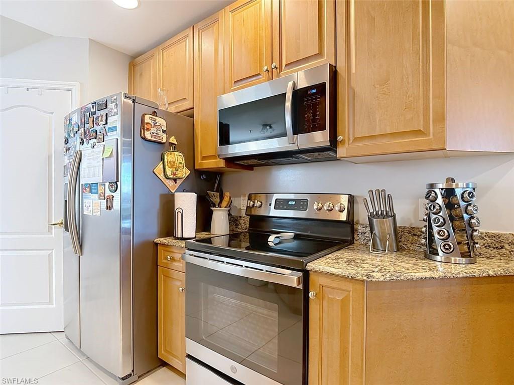 CHAMPION'S GREEN - Residential Lease