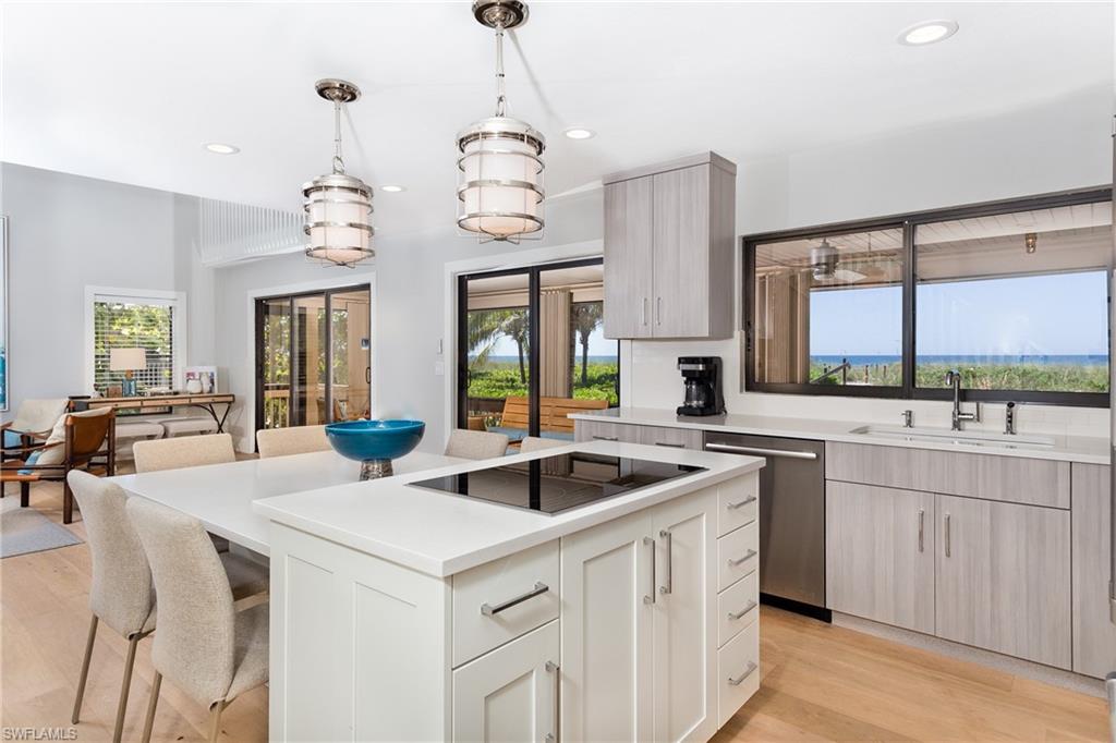 BEACH HOMES - Residential