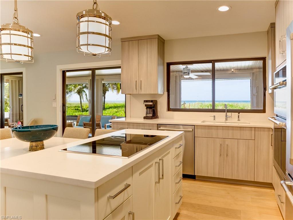 BEACH HOMES - Residential