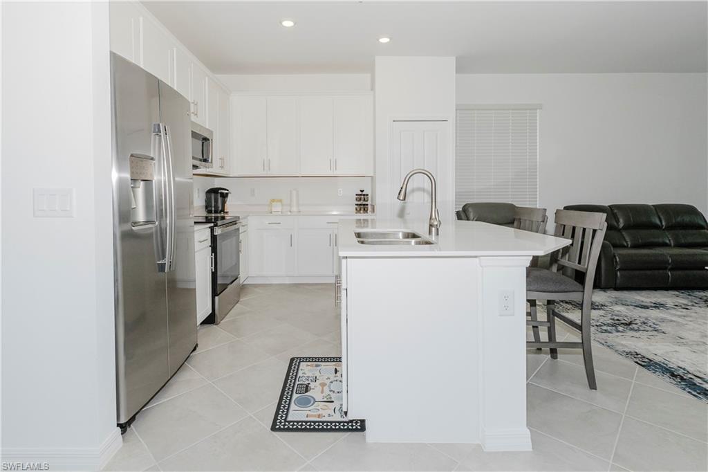 IBIS LANDING - Residential Lease