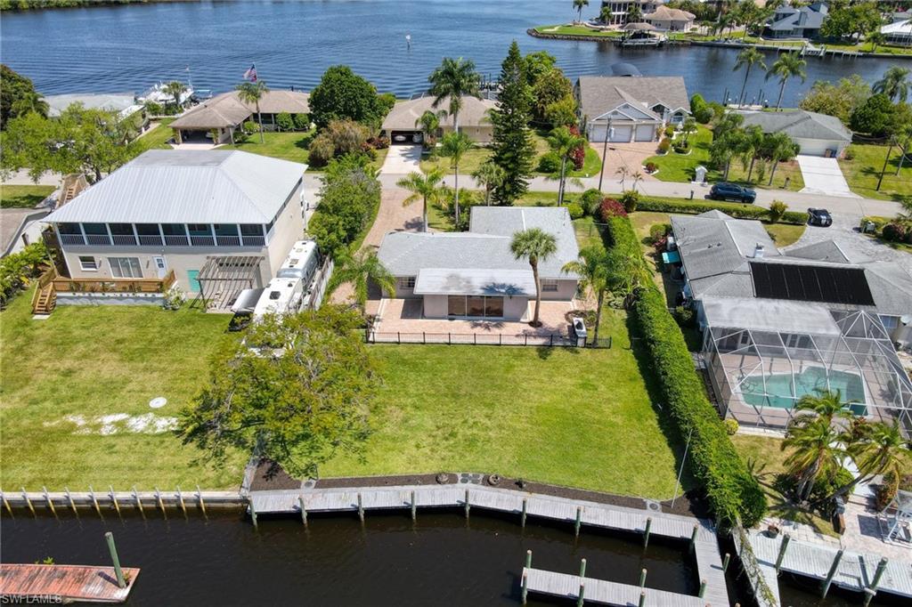 FORT MYERS SHORES - Residential