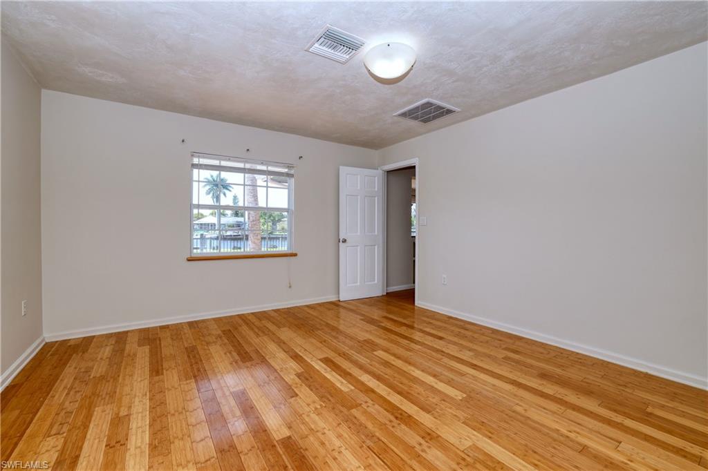 FORT MYERS SHORES - Residential