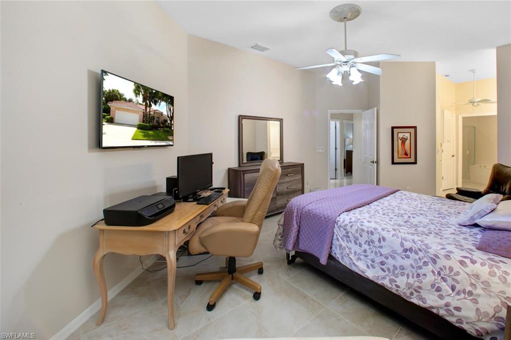 LAS BRISAS AT SPANISH WELLS - Residential