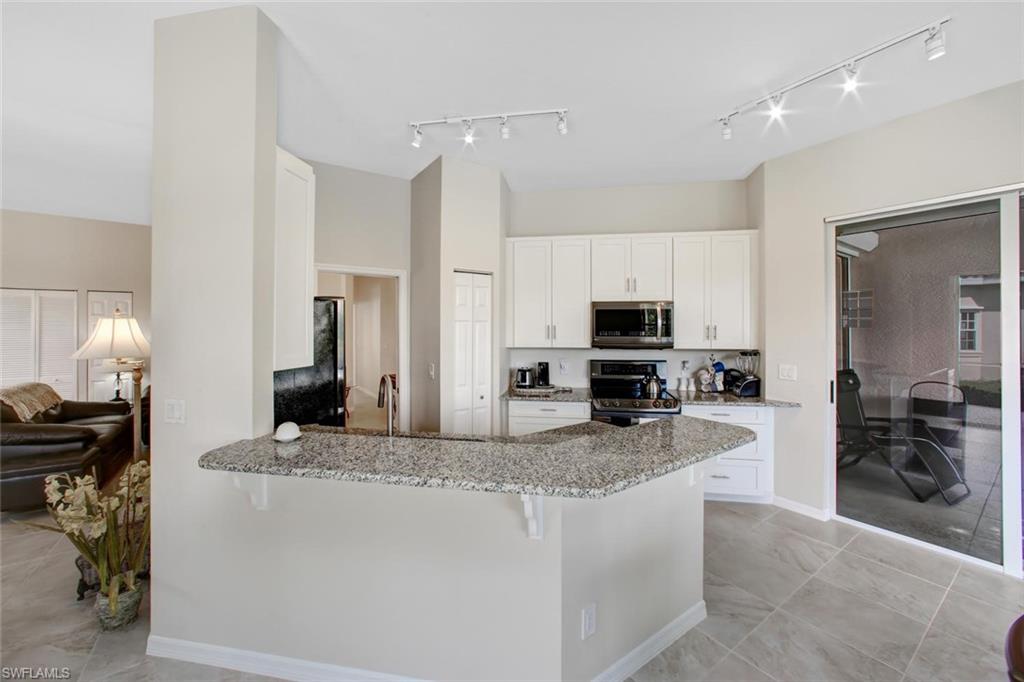 LAS BRISAS AT SPANISH WELLS - Residential