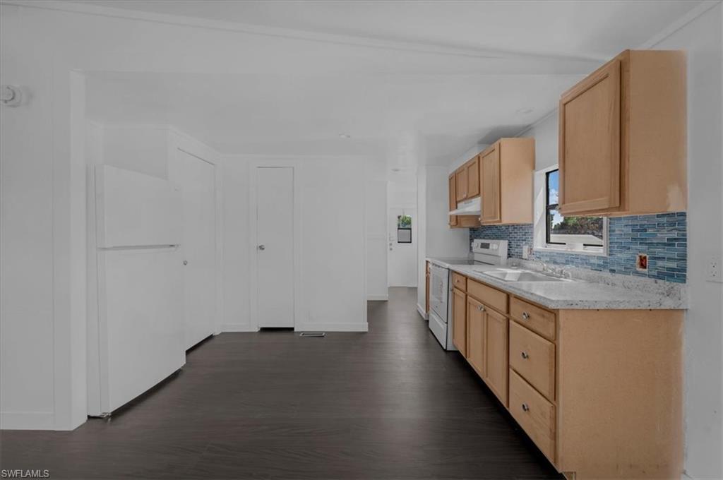 MOORE HAVEN - Residential