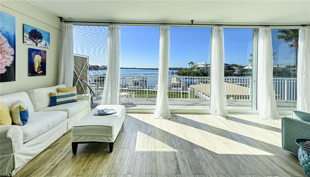 BRIDGEWATER - Residential Lease