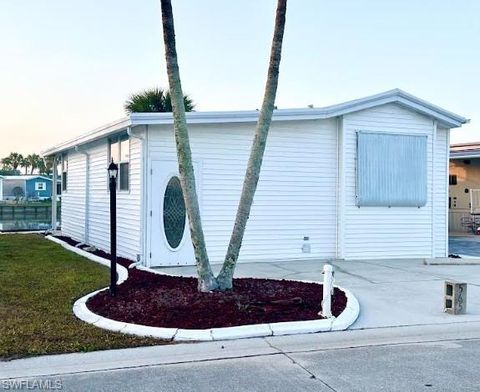 565 Cattleya Refuge 565 NAPLES FL 34114