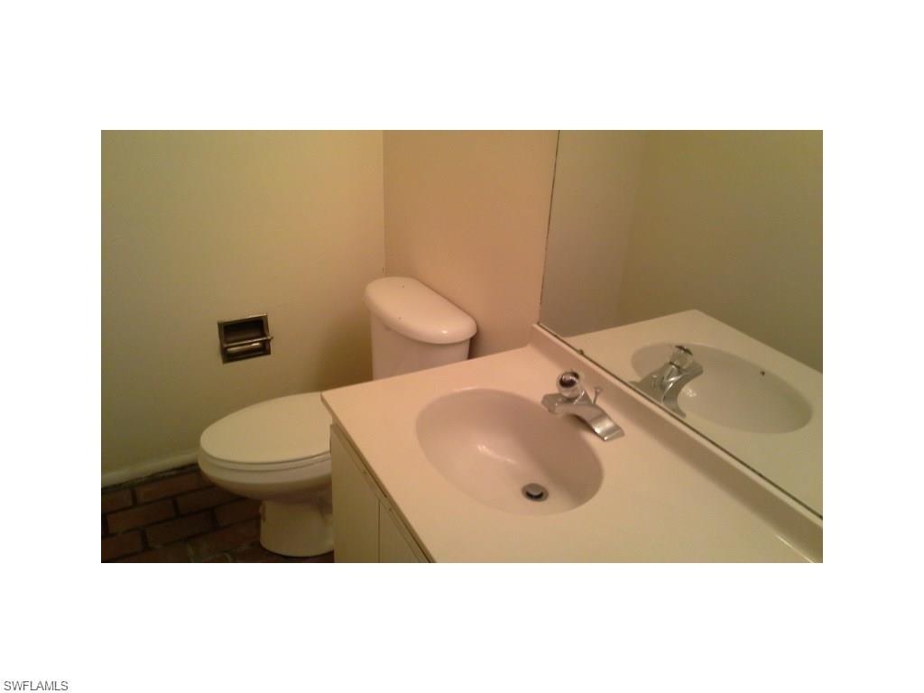 LONGBOAT VILLAGE - Residential