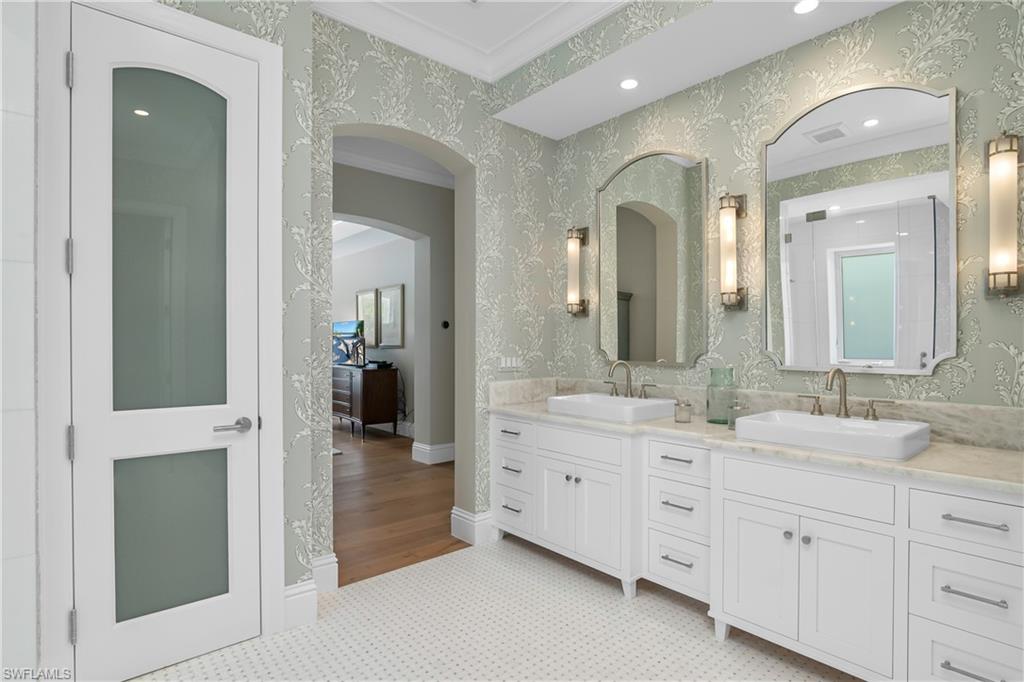 OLDE NAPLES - Residential