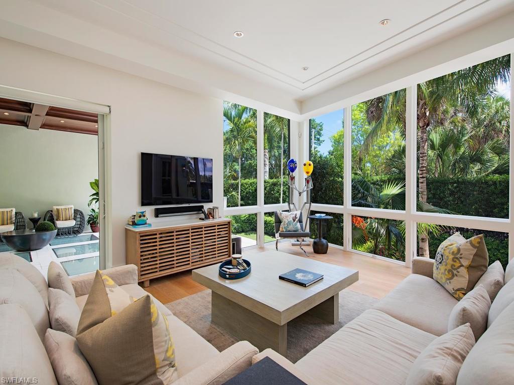 OLDE NAPLES - Residential