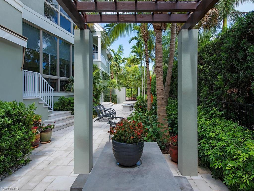 OLDE NAPLES - Residential