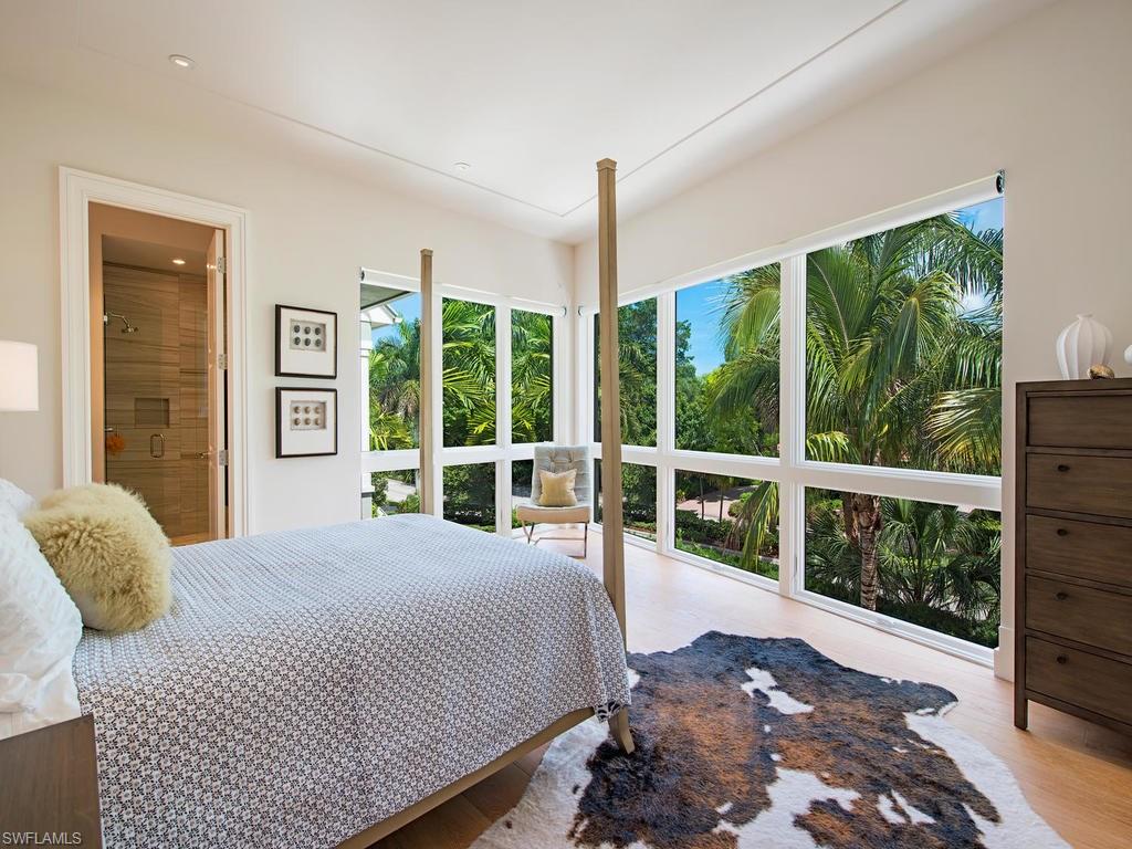 OLDE NAPLES - Residential