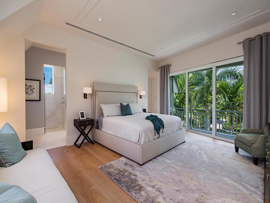 OLDE NAPLES - Residential