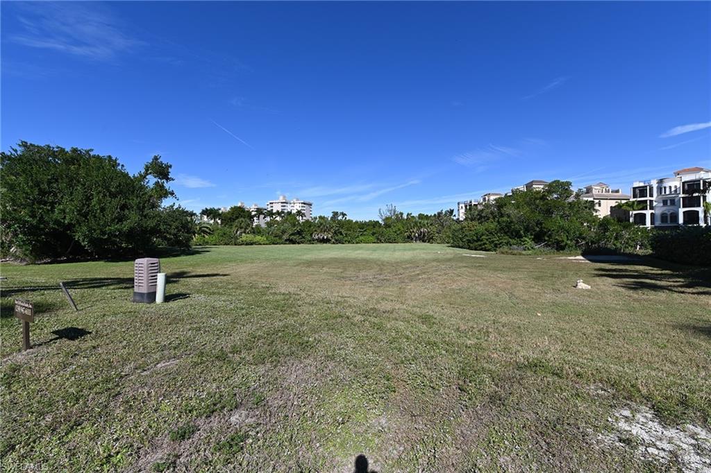 SOUTHPORT ON THE BAY - Land