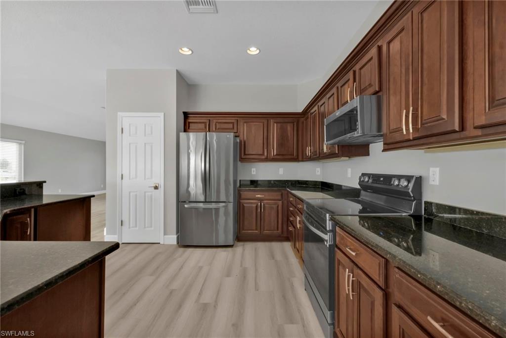 BURNT STORE ISLES - Residential