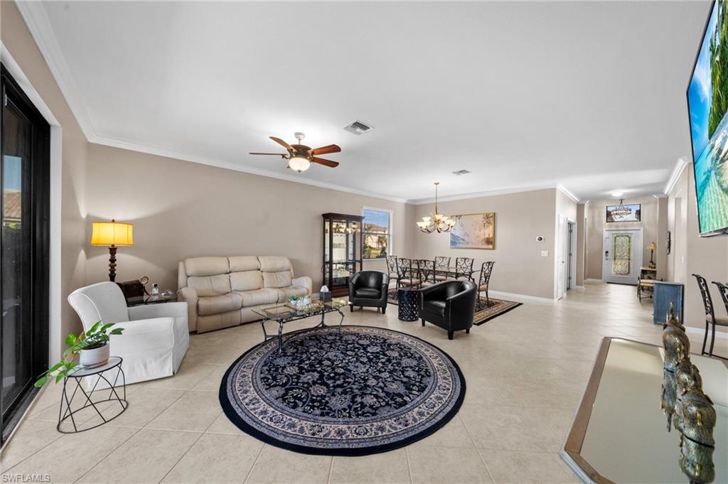 PROMENADE WEST - Residential