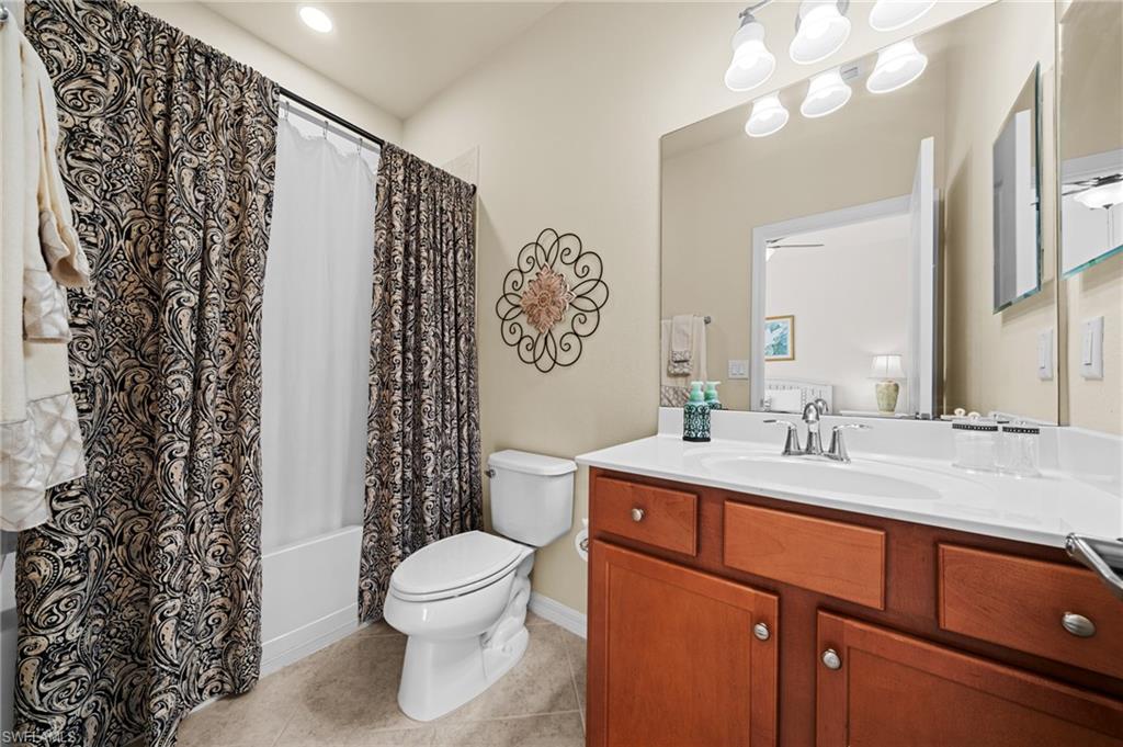 PROMENADE WEST - Residential