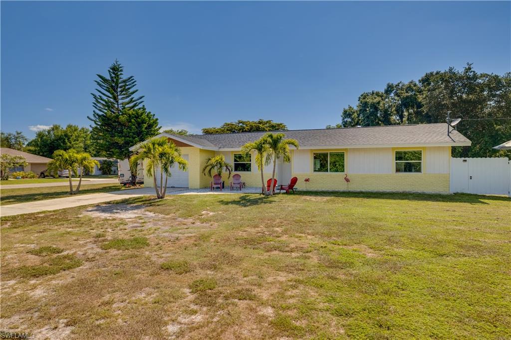 FORT MYERS SHORES - Residential