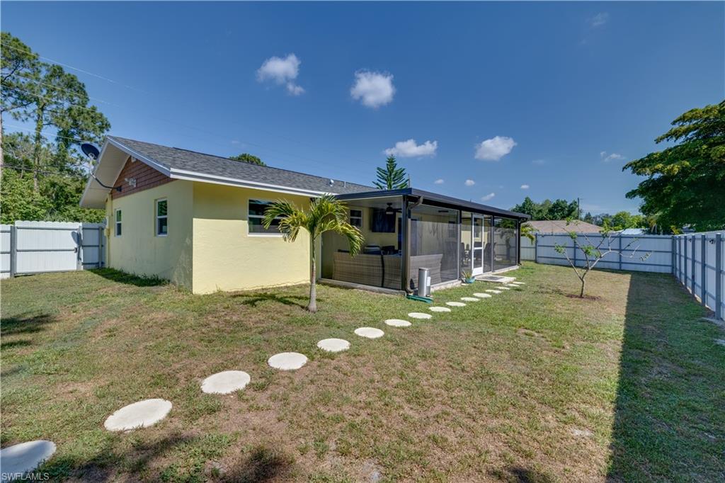 FORT MYERS SHORES - Residential