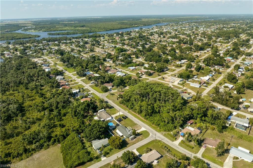 FORT MYERS SHORES - Residential