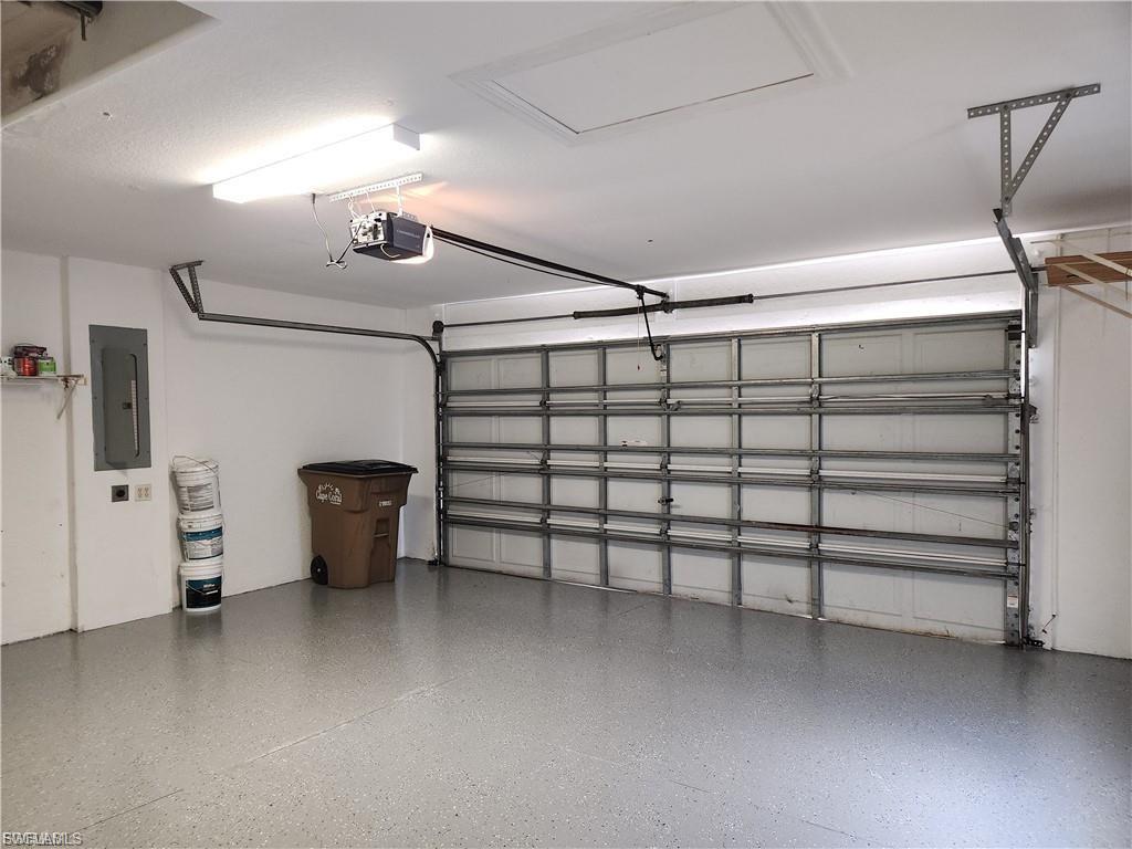 CAPE CORAL - Residential Lease