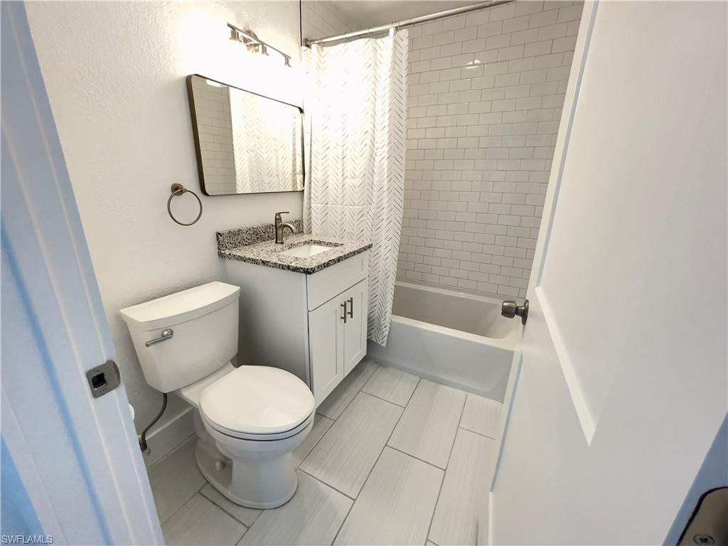 COCONUT GROVE - Residential