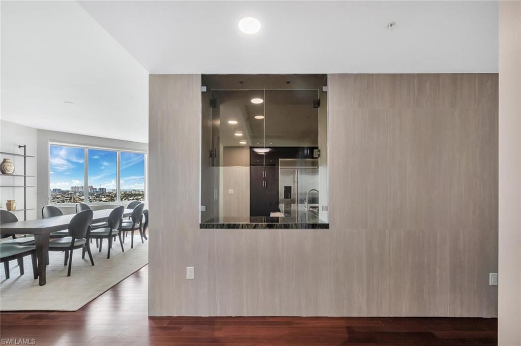 GRANDE PHOENICIAN - Residential