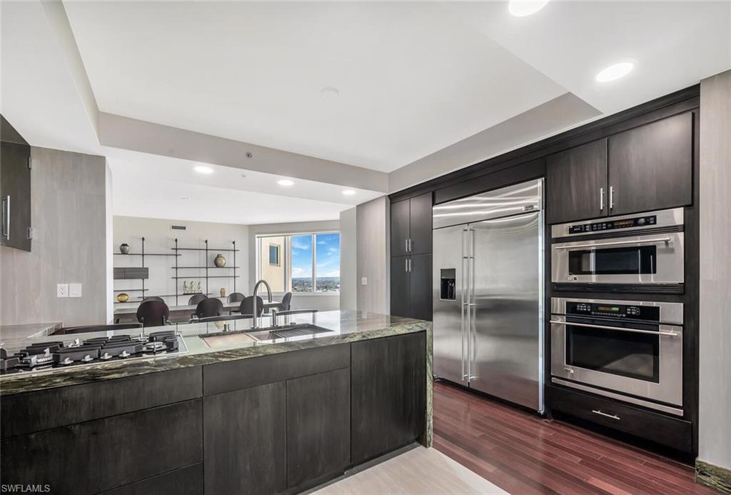 GRANDE PHOENICIAN - Residential