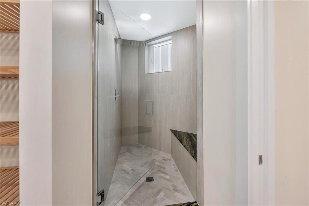 GRANDE PHOENICIAN - Residential