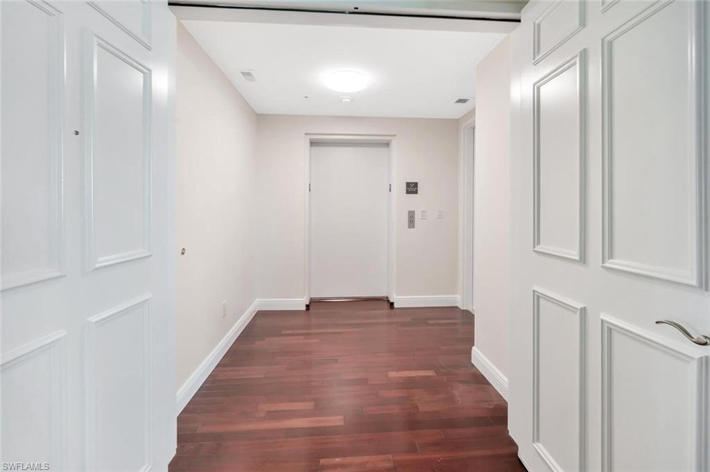 GRANDE PHOENICIAN - Residential