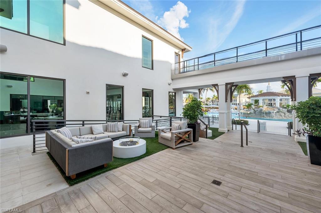 GRANDE PHOENICIAN - Residential