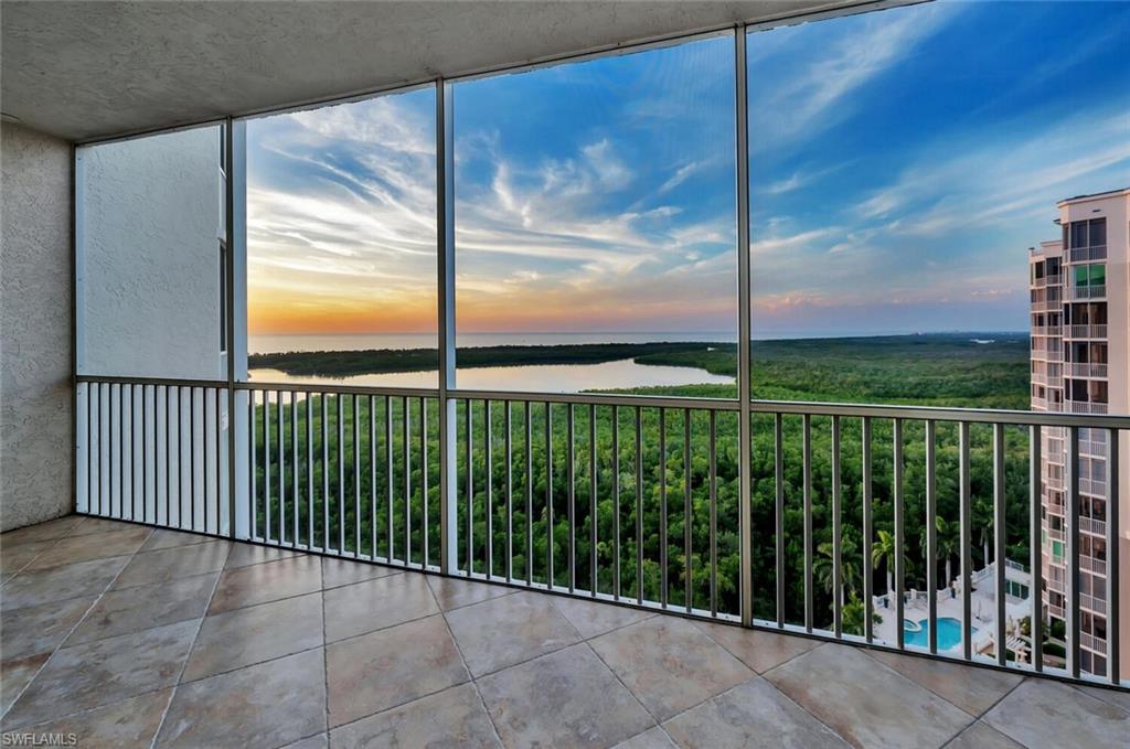 GRANDE PHOENICIAN - Residential