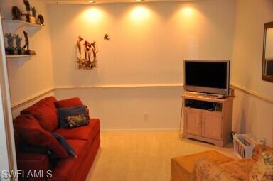 OLDE HICKORY GOLF & COUNTRY CLUB - Residential
