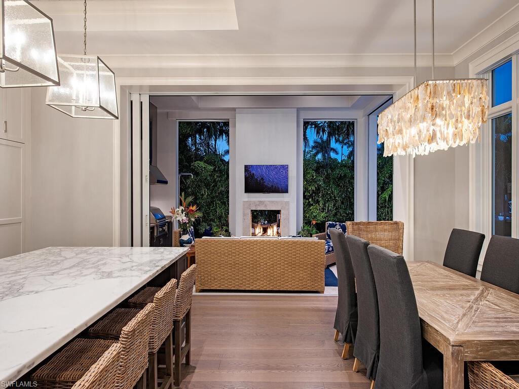 AQUALANE SHORES - Residential