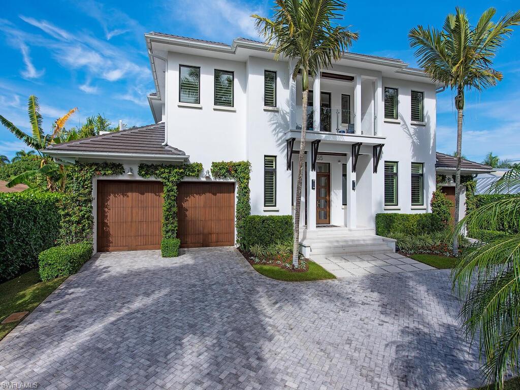 AQUALANE SHORES - Residential