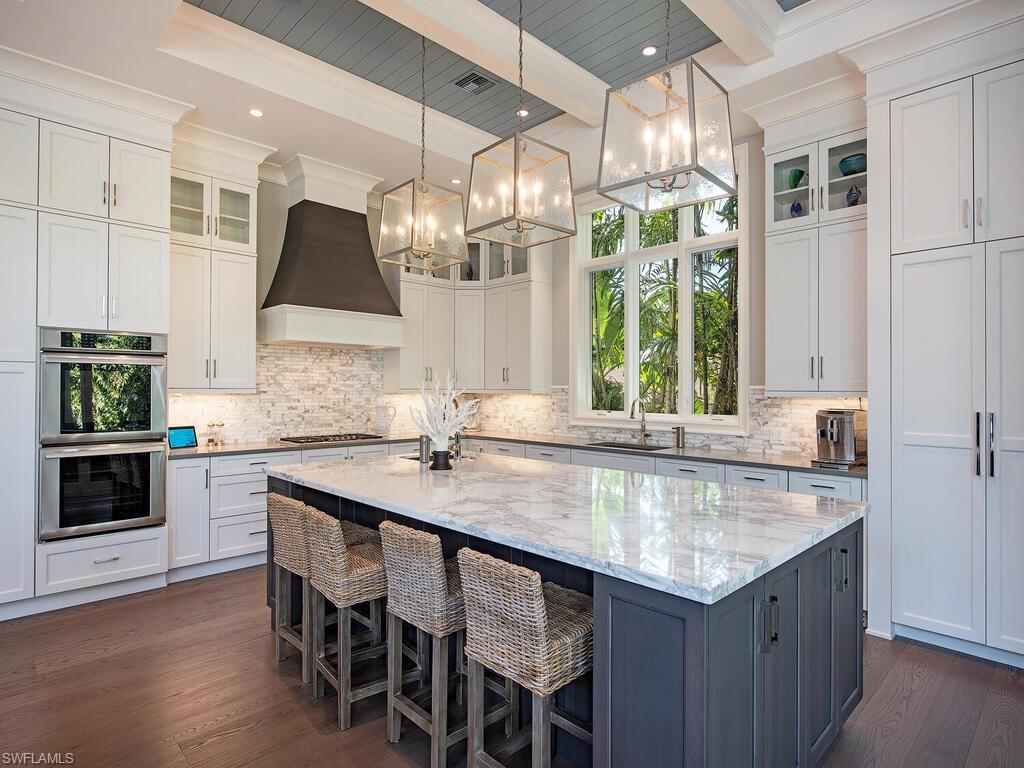 AQUALANE SHORES - Residential