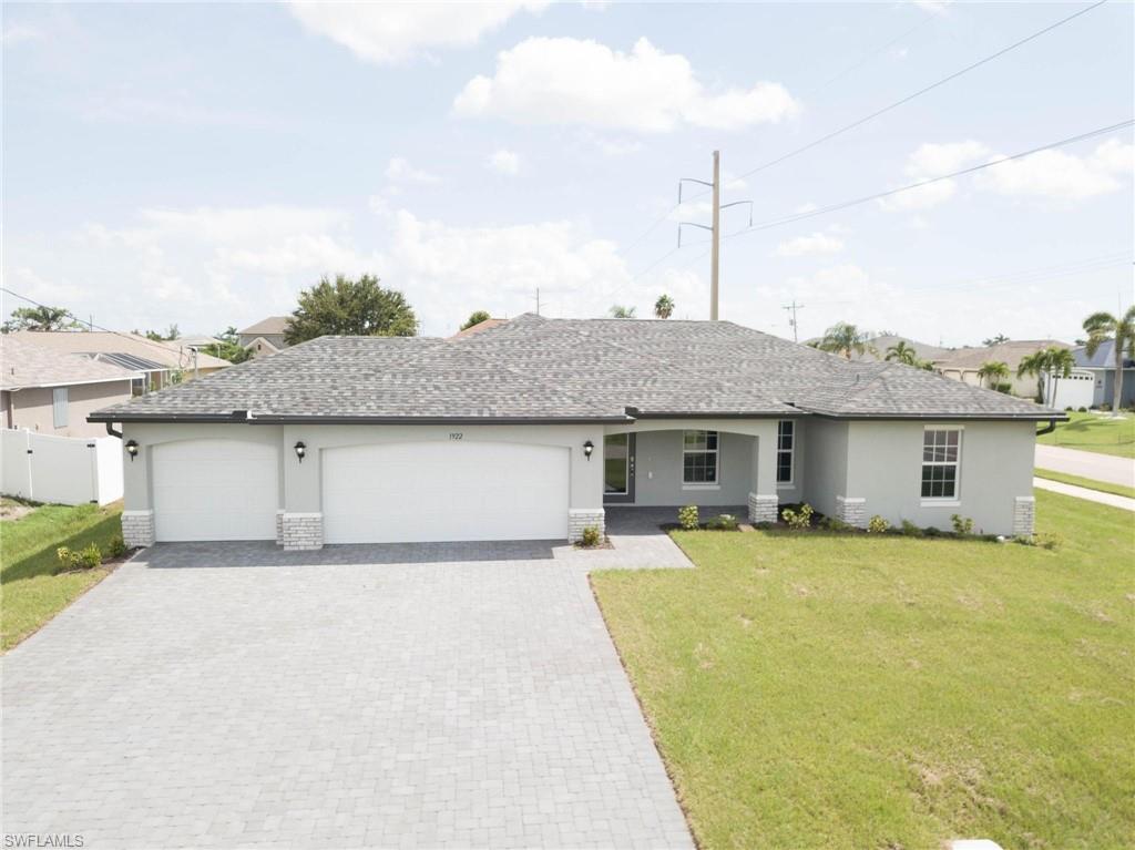 CAPE CORAL - Residential