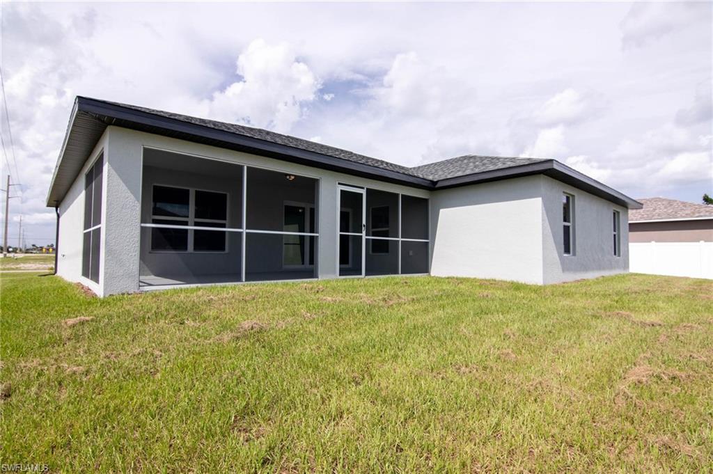 CAPE CORAL - Residential