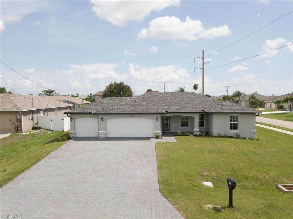 CAPE CORAL - Residential
