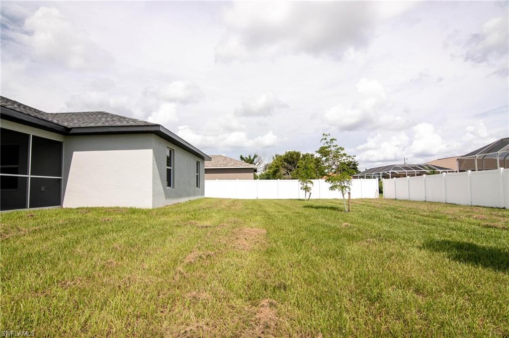 CAPE CORAL - Residential