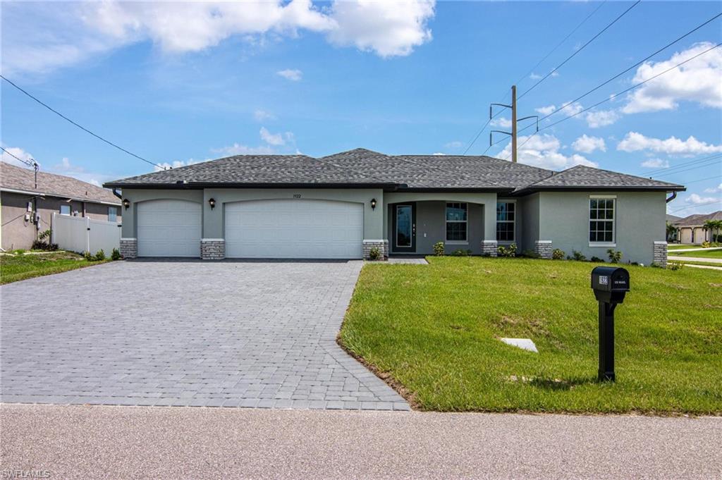 CAPE CORAL - Residential