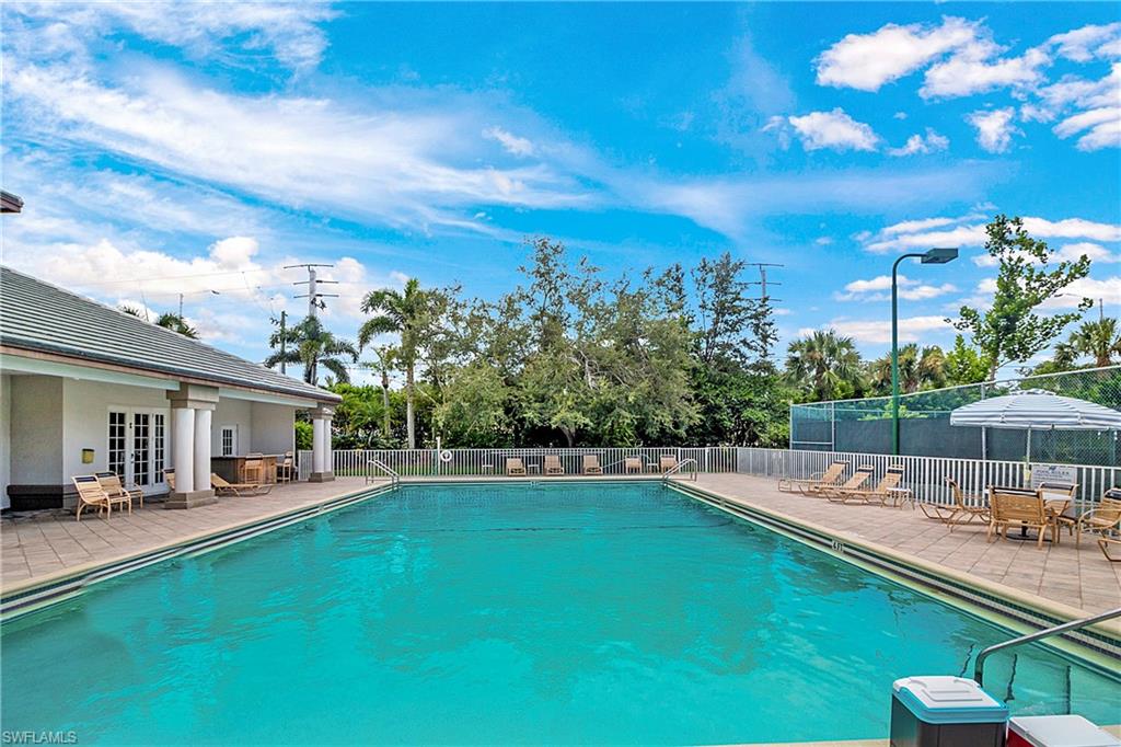 FIELDSTONE VILLAGE - Residential