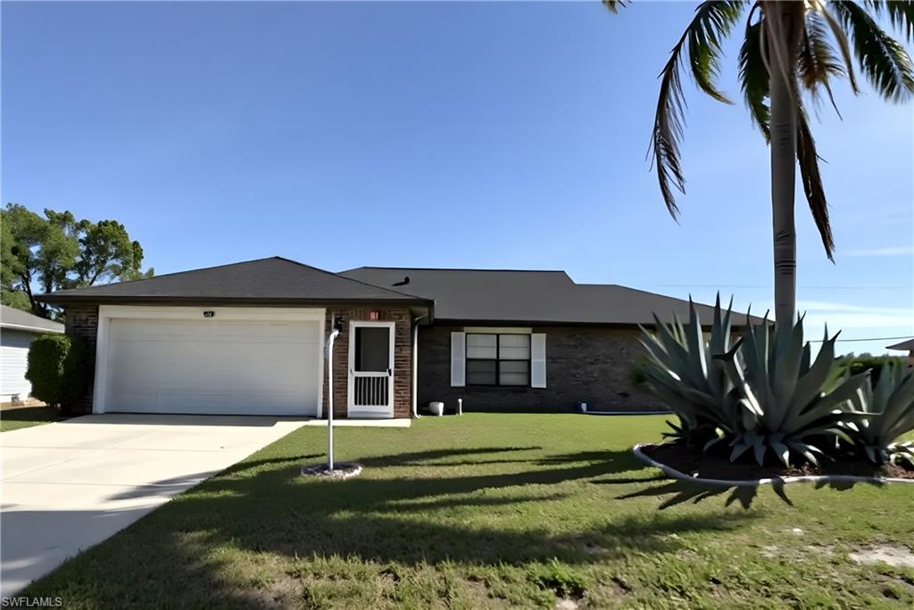 CAPE CORAL - Residential