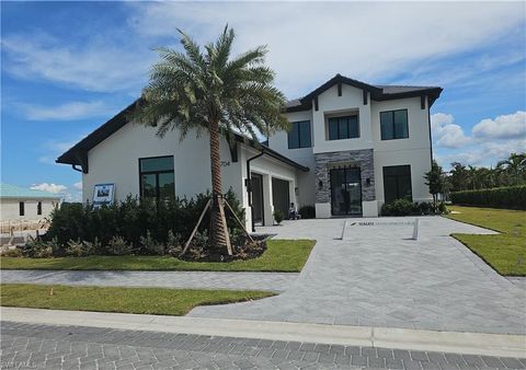 6704 Newport RD NAPLES FL 34109