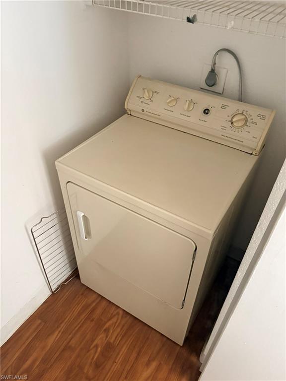 VILLAGE CREEK - Residential Lease