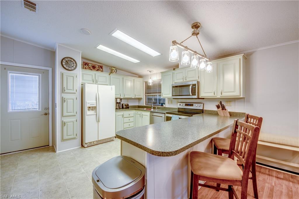 PINE ISLAND COVE - Residential