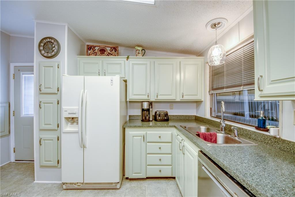 PINE ISLAND COVE - Residential